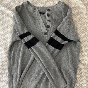American Eagle Henley Top